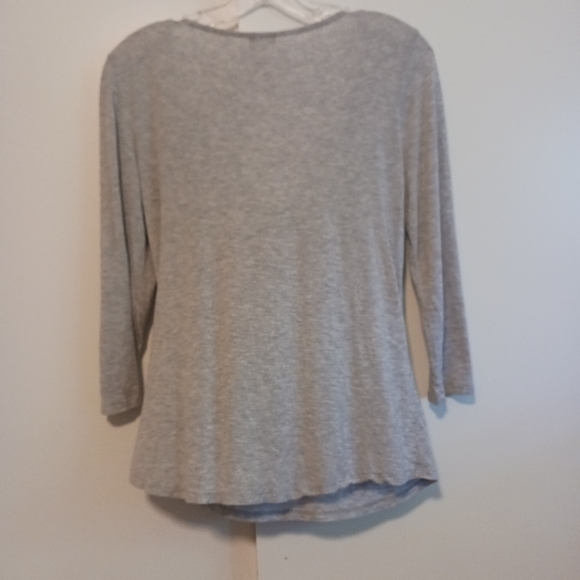 H&M Conscious Collection Size Large 3/4 sleeve top. - Picture 3 of 3